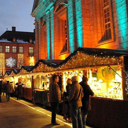 Le Romantique Montbeliard Bagian luar foto